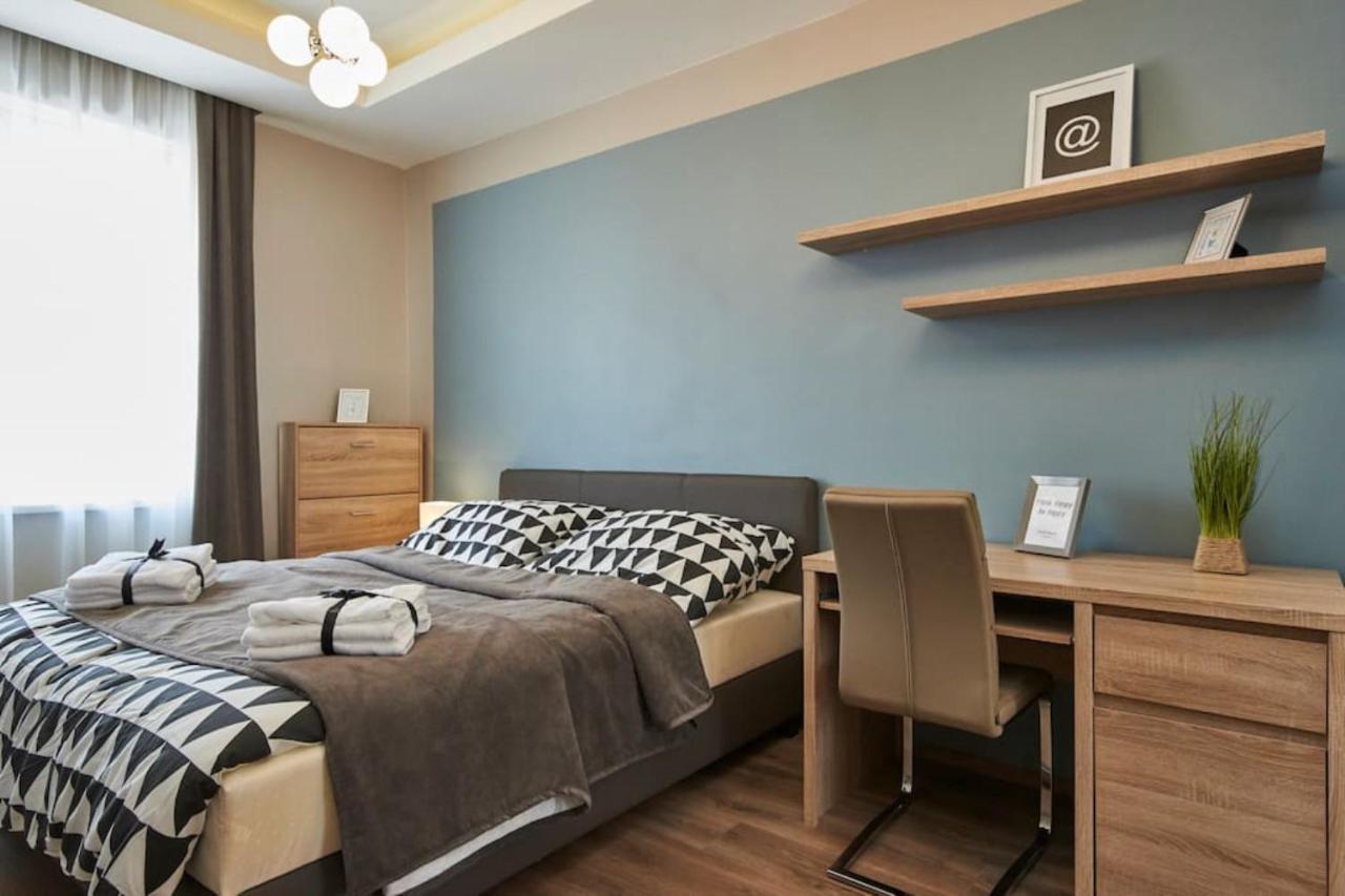 Orangehomes Fantastic 3 Bedrooms Apartment Dohany Street บูดาเปสต์ ภายนอก รูปภาพ